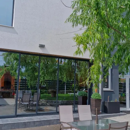 Casa Damian Drobeta 드로베타 투르누 세베린